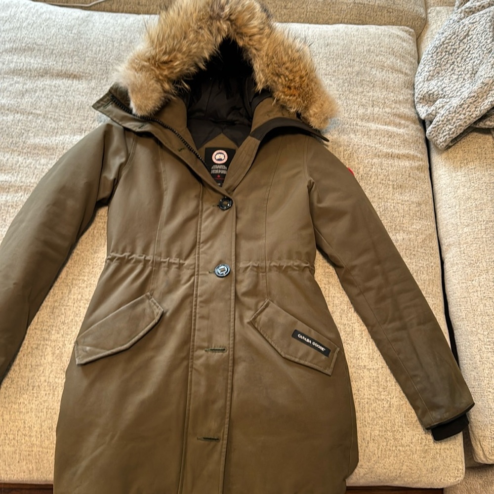 Women’s Canada Goose Parka